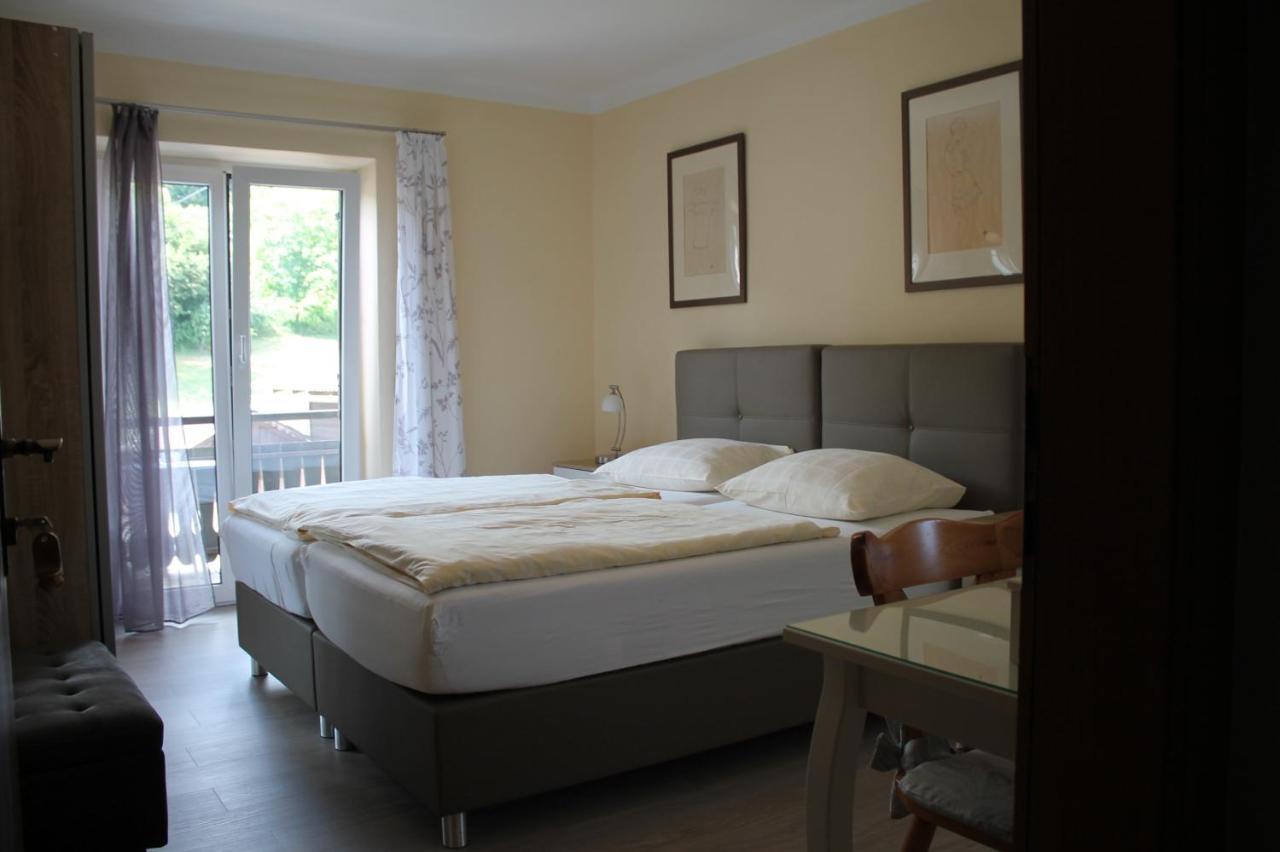 Gasthof Forststube Velden am Woerthersee Luaran gambar
